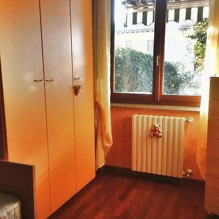 Derby House Apartment *